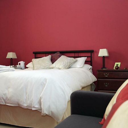 Bed and Breakfast The Beeches Чёчилл Номер фото