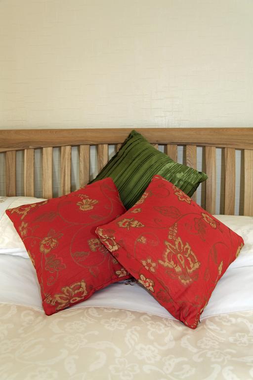 Bed and Breakfast The Beeches Чёчилл Номер фото