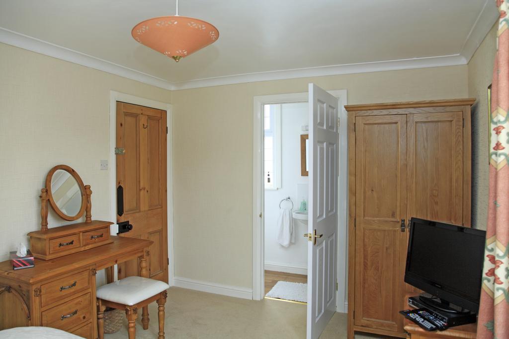 Bed and Breakfast The Beeches Чёчилл Номер фото