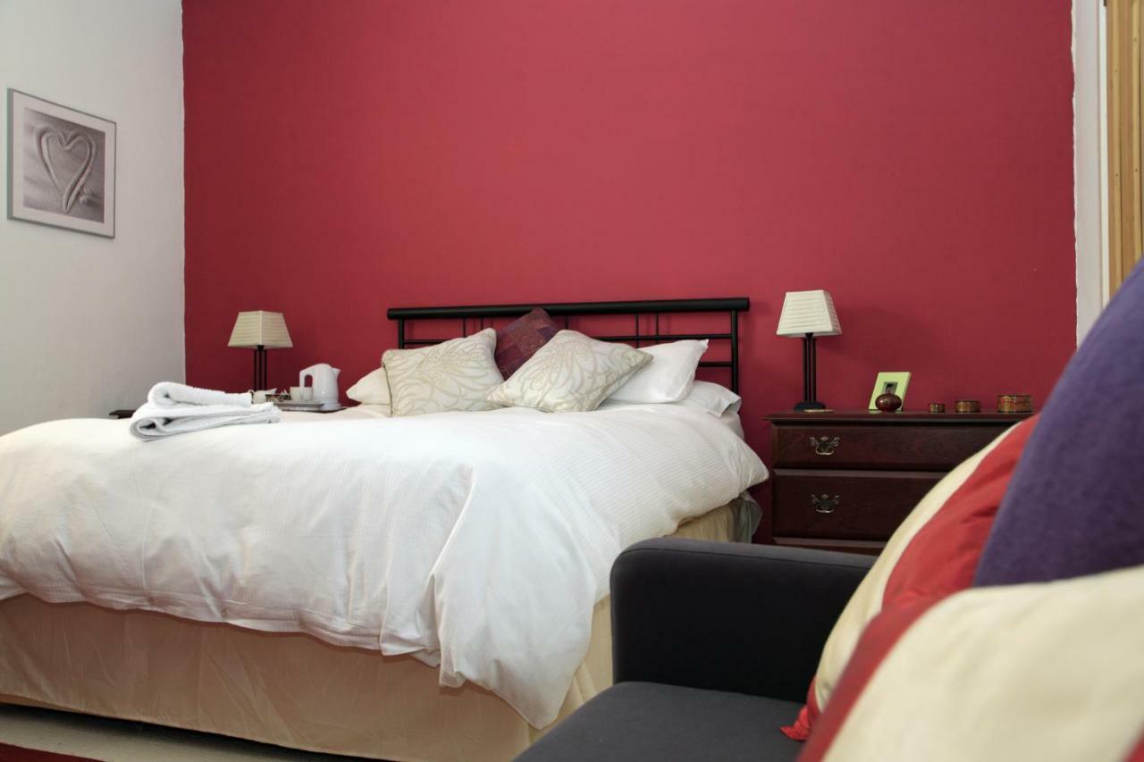 Bed and Breakfast The Beeches Чёчилл Номер фото